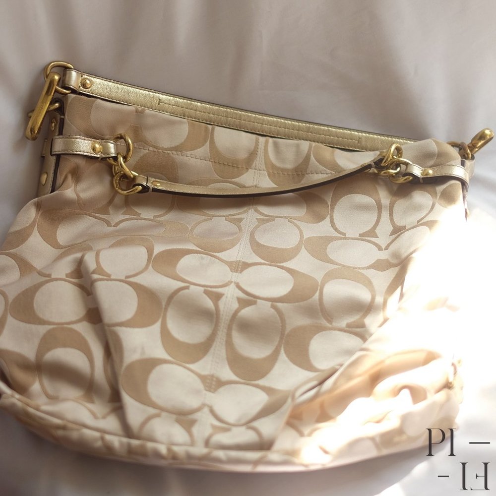 Authentic Coach beige and gold